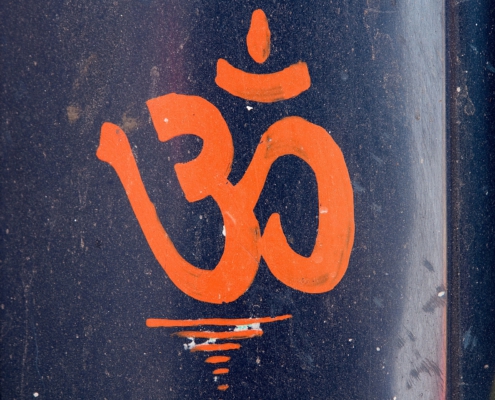 AUM
